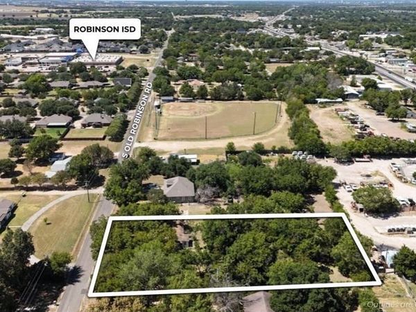 906 S Old Robinson Road , Robinson, TX 76706