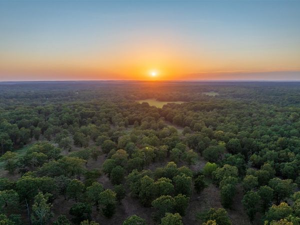 1 N 4450 Road , Locust Grove, OK 74352