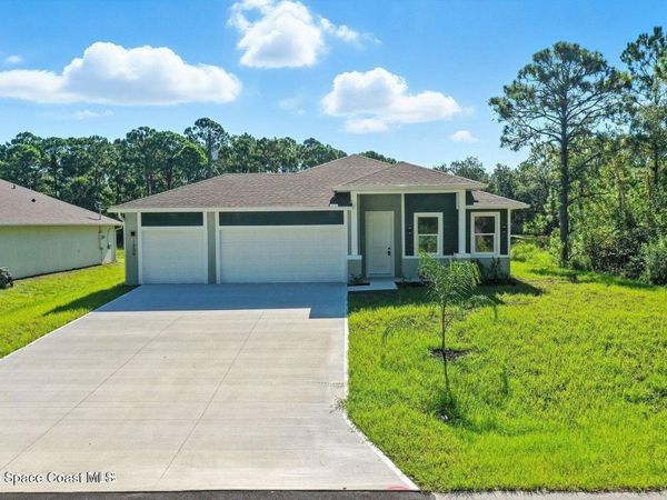 2095 Tahoe Avenue SE , Palm Bay, FL 32909