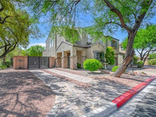 8013 Flambeau Street, Las Vegas, NV 89131