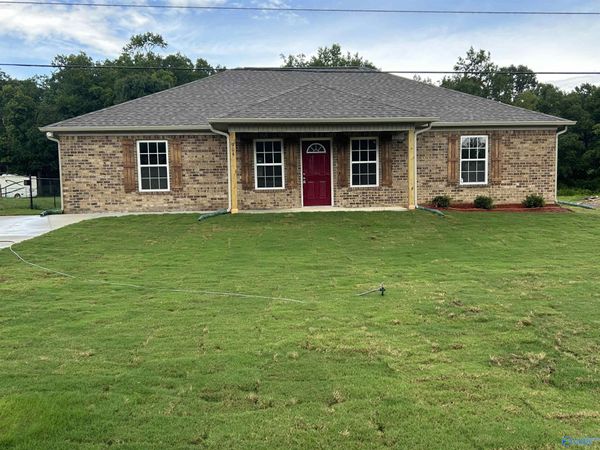 900 County Road 1459, Vinemont, AL 35179