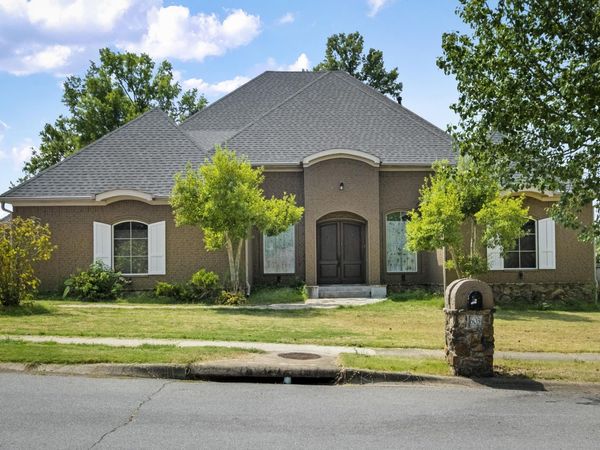 603 Sedgefield Drive, Bryant, AR 72022