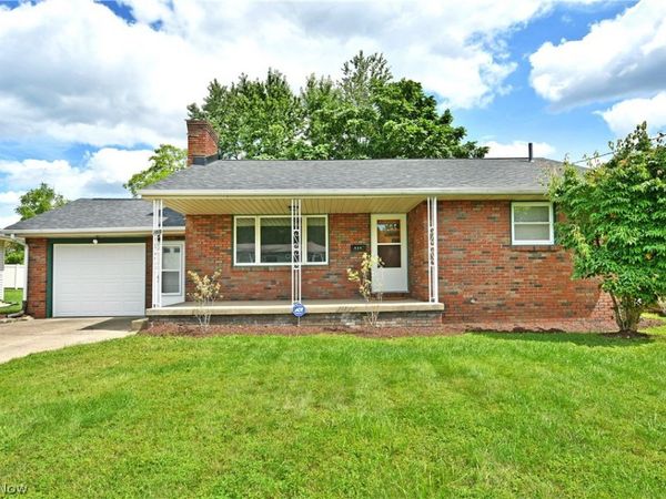 459 Peters Drive , Campbell, OH 44405
