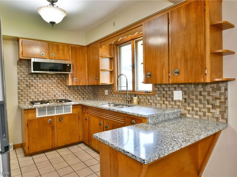 459 Peters Drive , Campbell, OH 44405 Photo 16