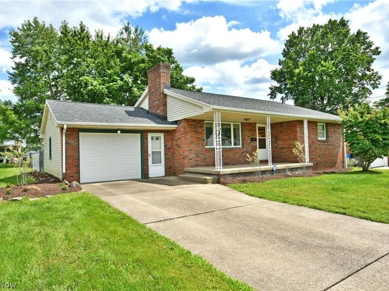 459 Peters Drive , Campbell, OH 44405 Photo 2
