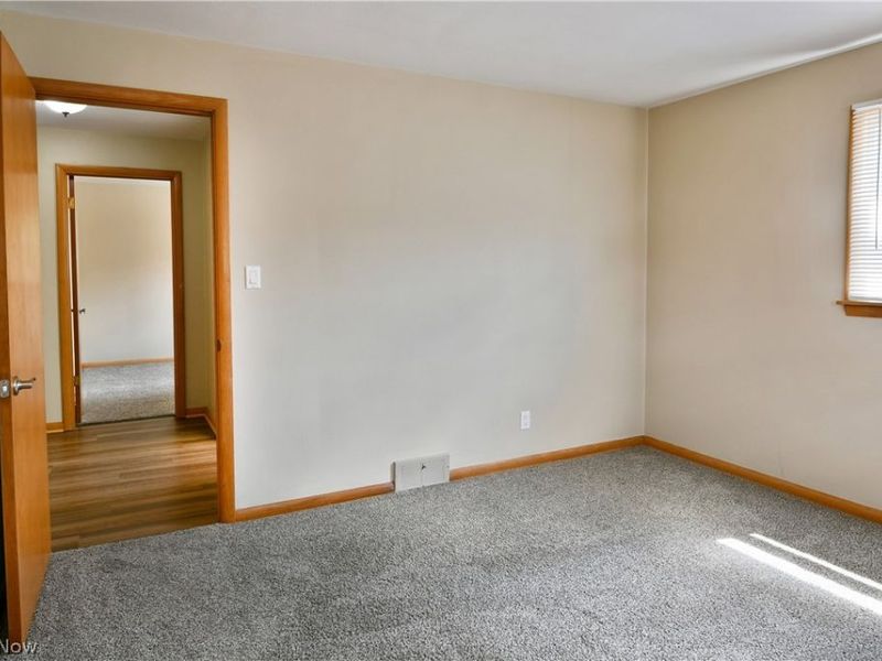 459 Peters Drive , Campbell, OH 44405 Photo 36