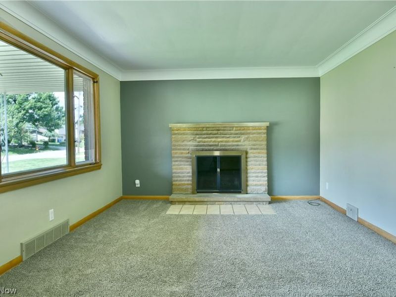 459 Peters Drive , Campbell, OH 44405 Photo 9