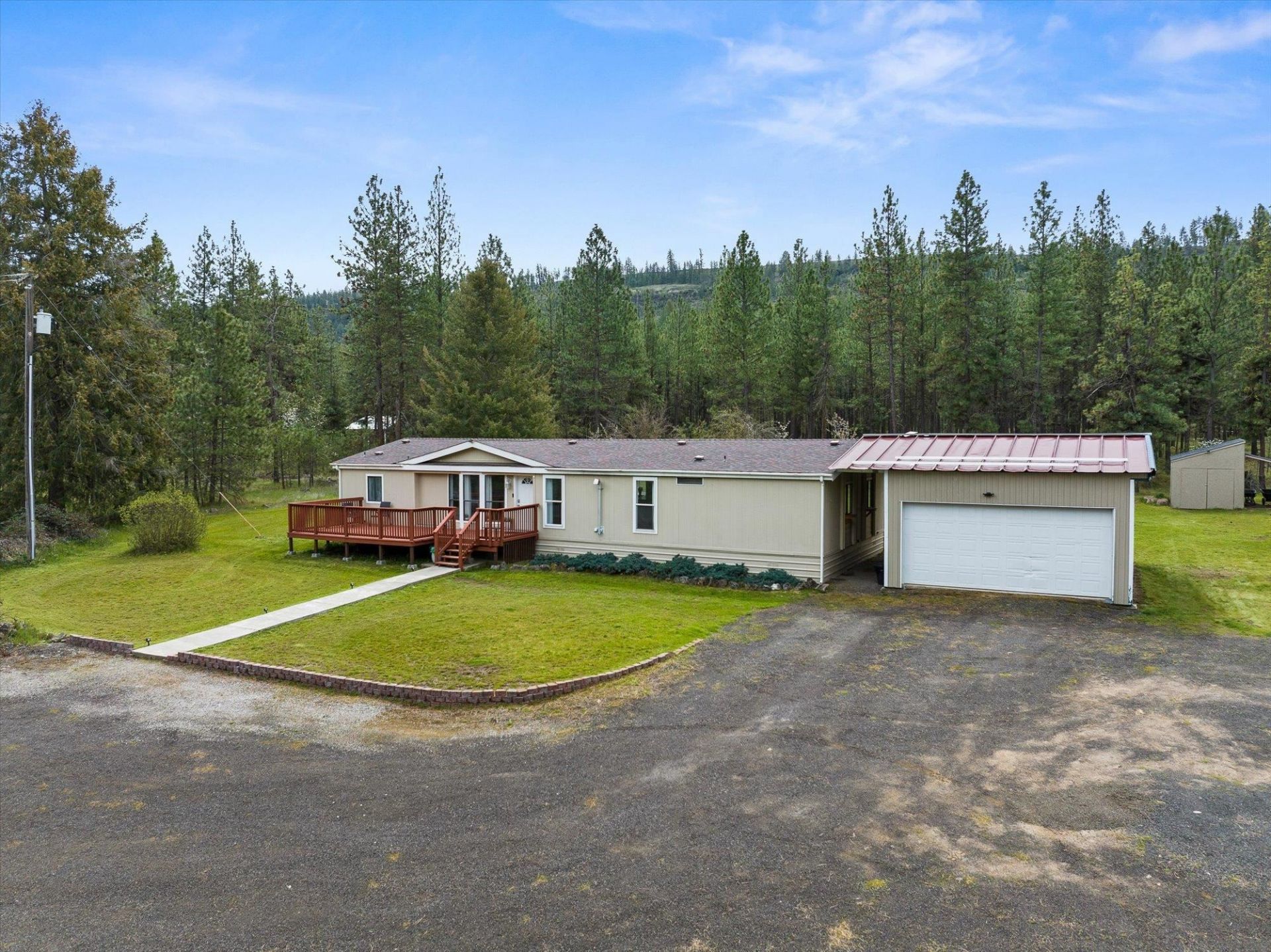27711 W Long Lake Rd primary photo