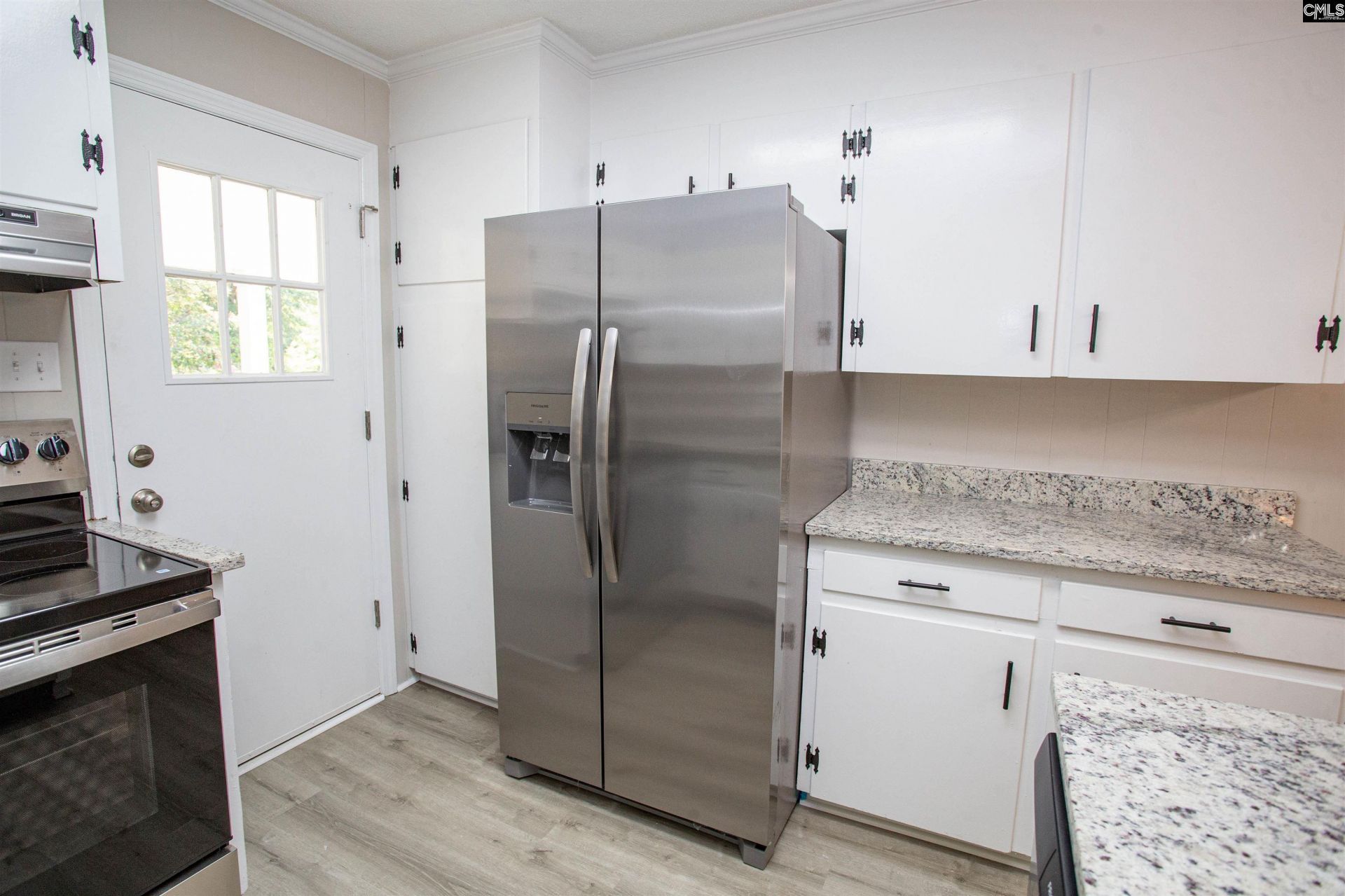 2129 Arrowwood Road W Photo 10