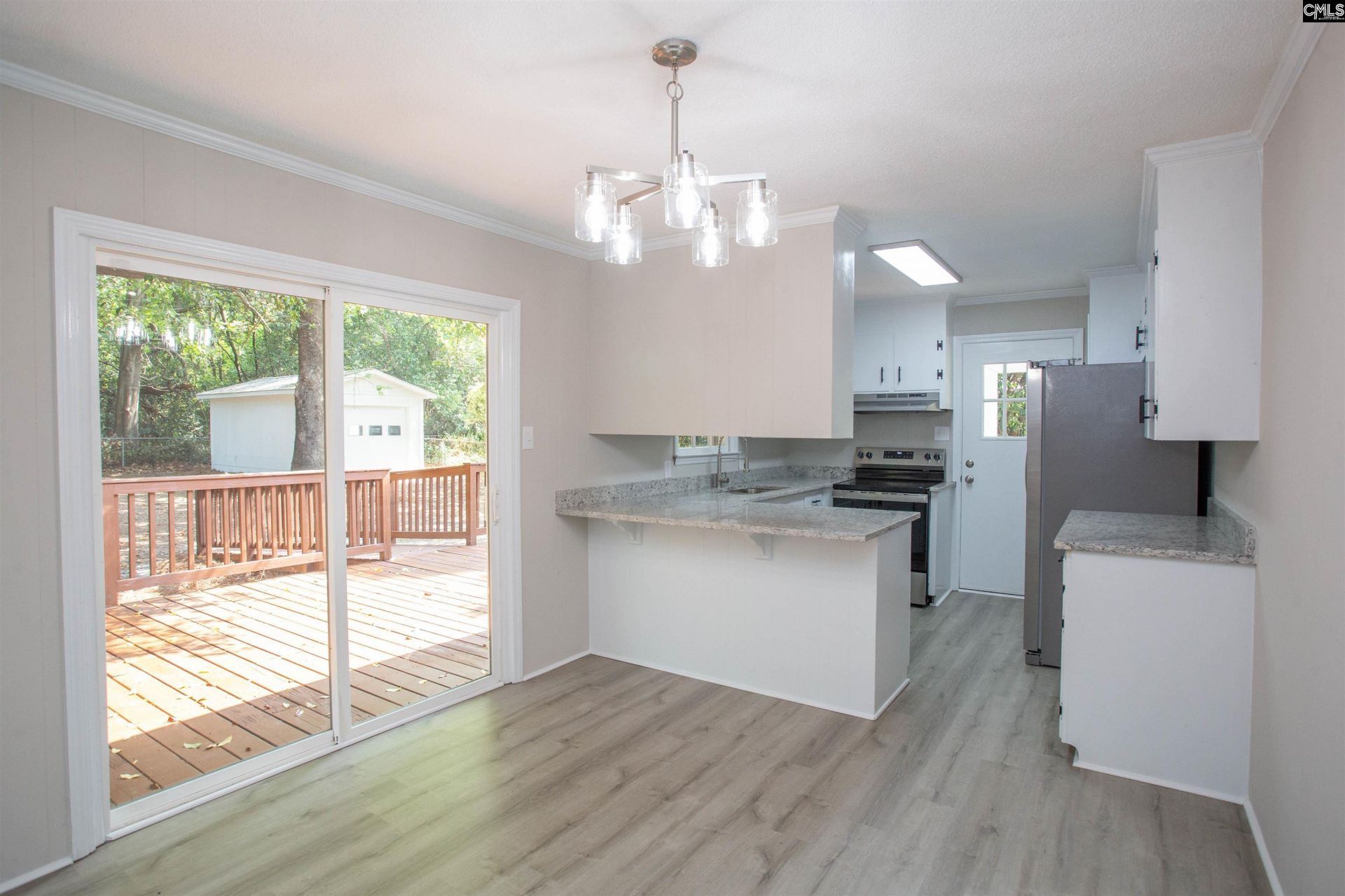 2129 Arrowwood Road W Photo 15