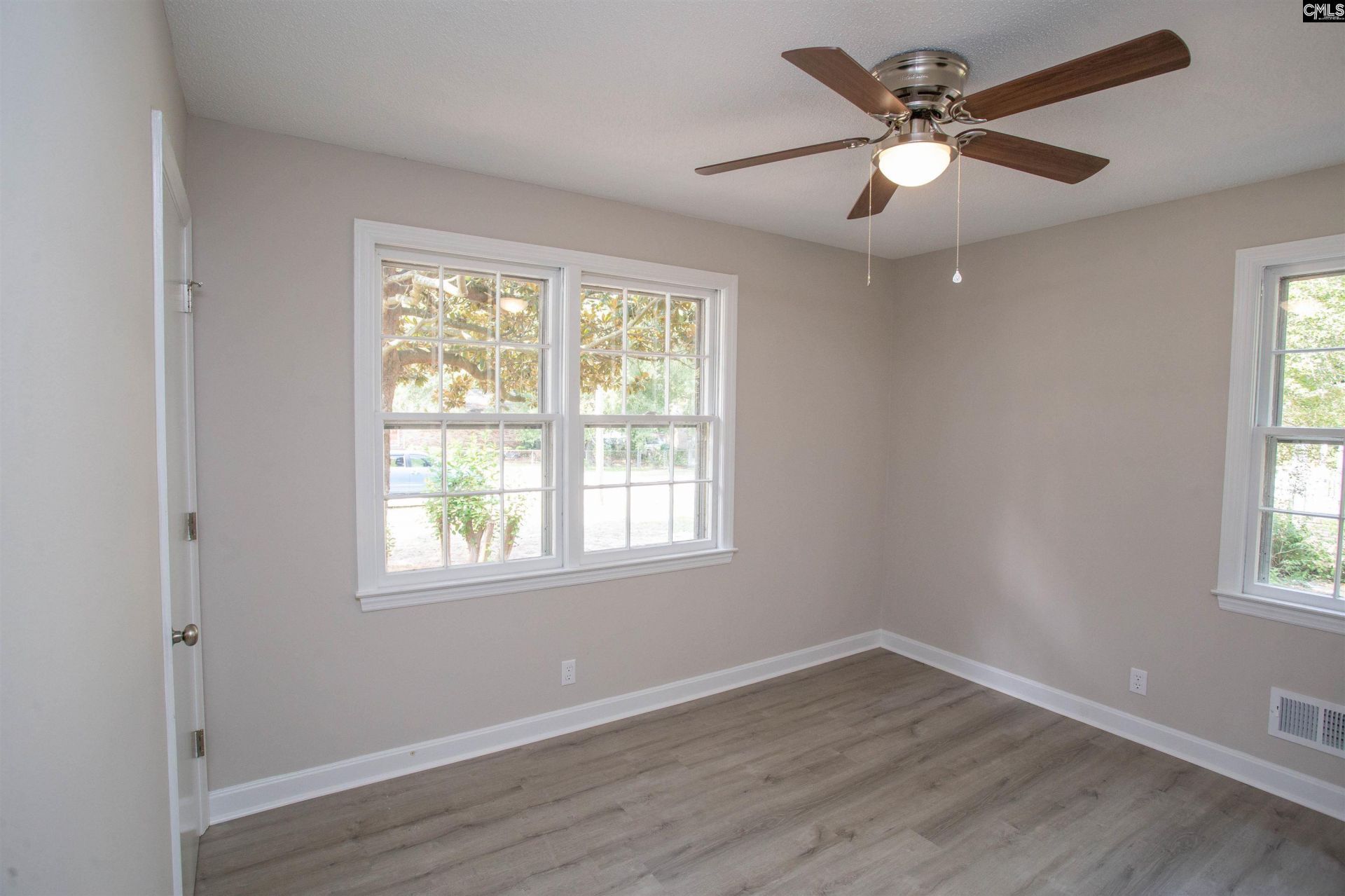 2129 Arrowwood Road W Photo 21