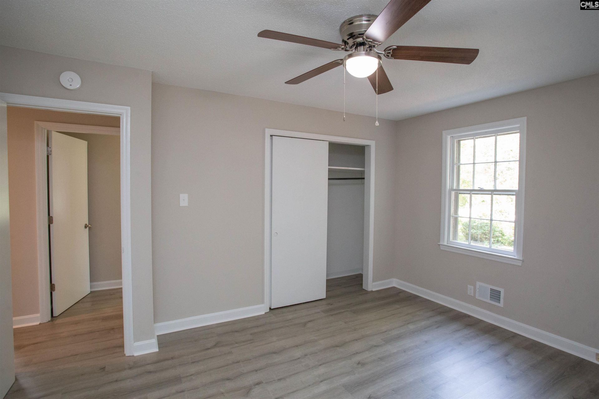 2129 Arrowwood Road W Photo 25
