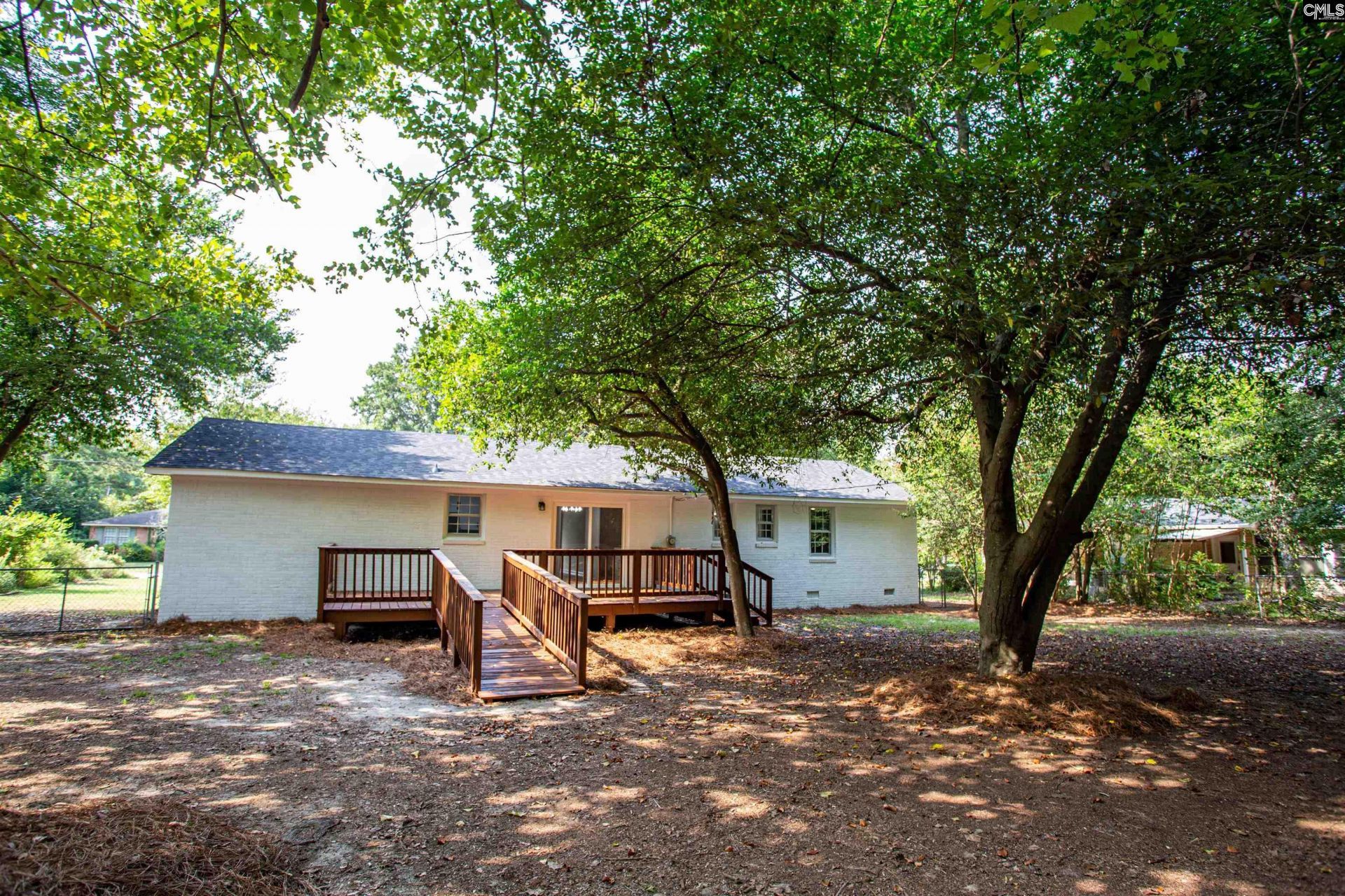 2129 Arrowwood Road W Photo 35