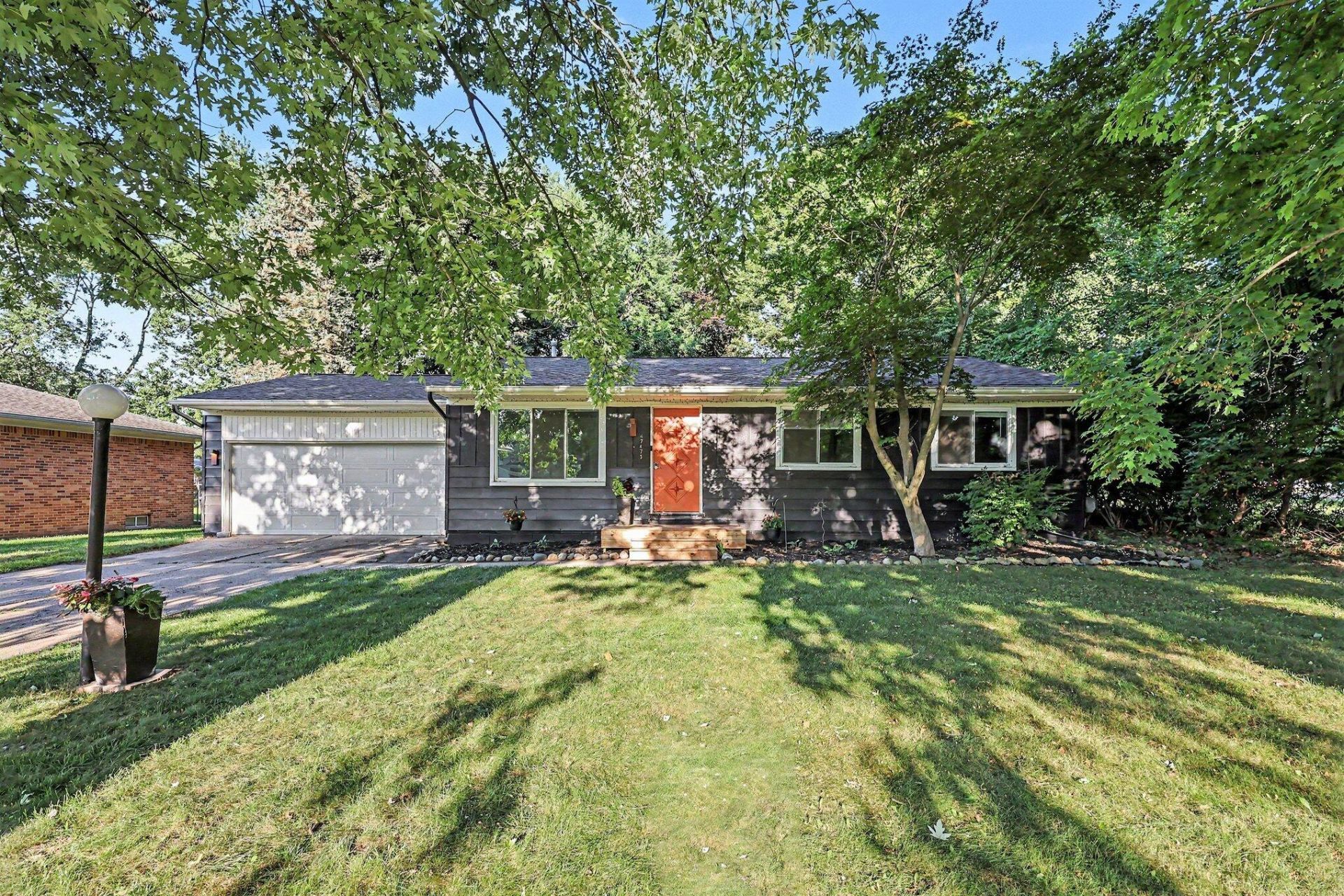 47473 Woodall Road, Shelby Township, MI 48317 Main Photo