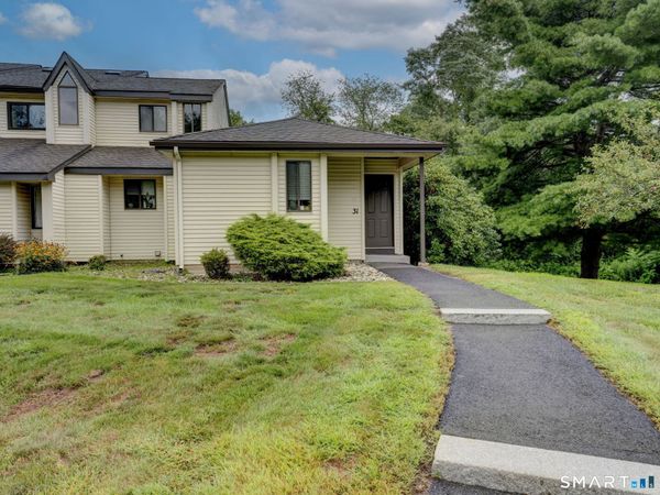 31 Simsbury, Unit 31, Simsbury, CT 06070