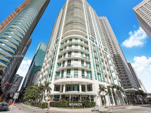 300 S Biscayne Blvd , Unit L-432, Miami, FL 33131