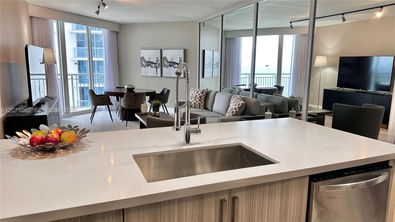 17375 Collins Ave , Unit 2003, Sunny Isles Beach, FL 33160 Photo