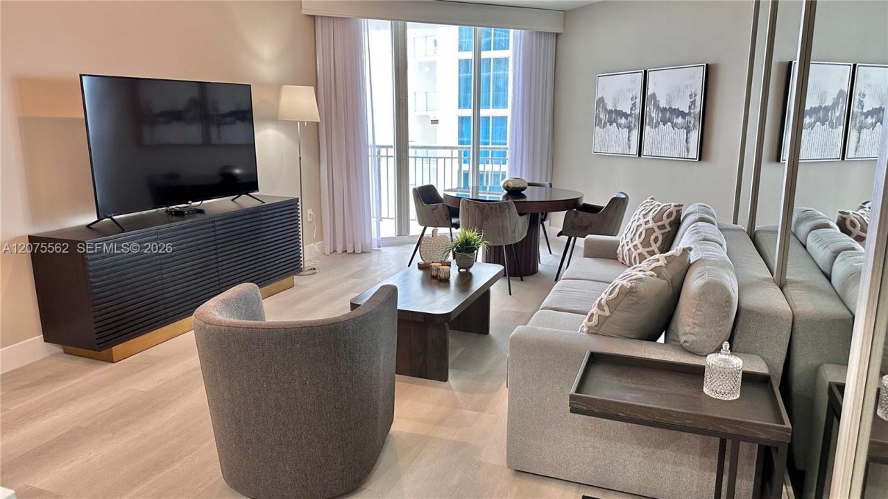 17375 Collins Ave , Unit 2003, Sunny Isles Beach, FL 33160 Photo