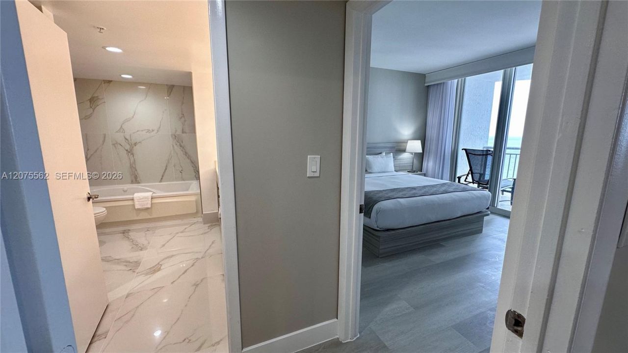 17375 Collins Ave , Unit 2003, Sunny Isles Beach, FL 33160 Photo