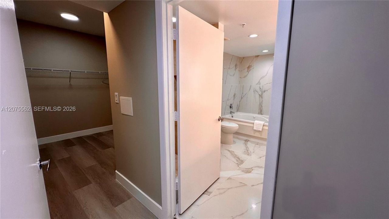 17375 Collins Ave , Unit 2003, Sunny Isles Beach, FL 33160 Photo