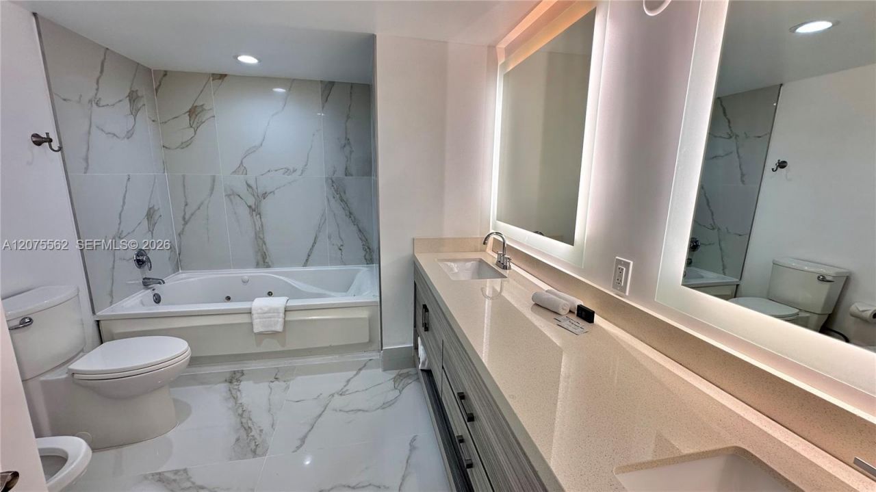 17375 Collins Ave , Unit 2003, Sunny Isles Beach, FL 33160 Photo