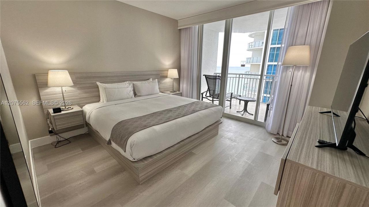 17375 Collins Ave , Unit 2003, Sunny Isles Beach, FL 33160 Photo