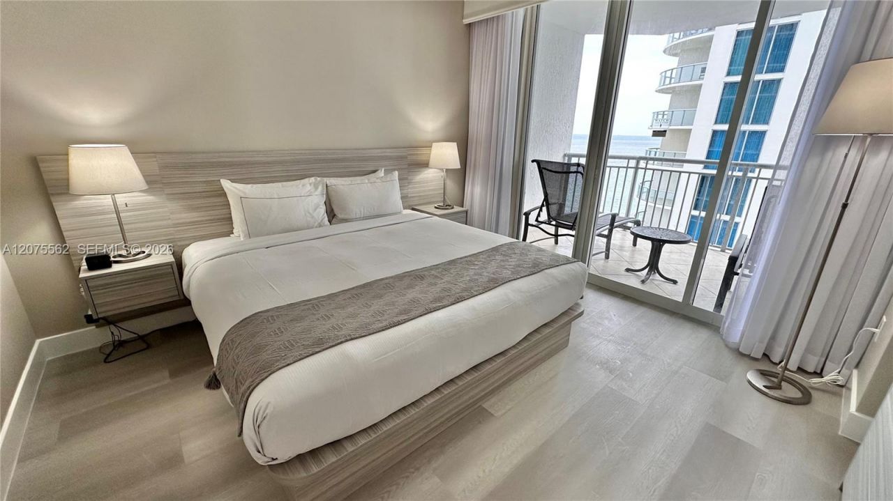 17375 Collins Ave , Unit 2003, Sunny Isles Beach, FL 33160 Photo