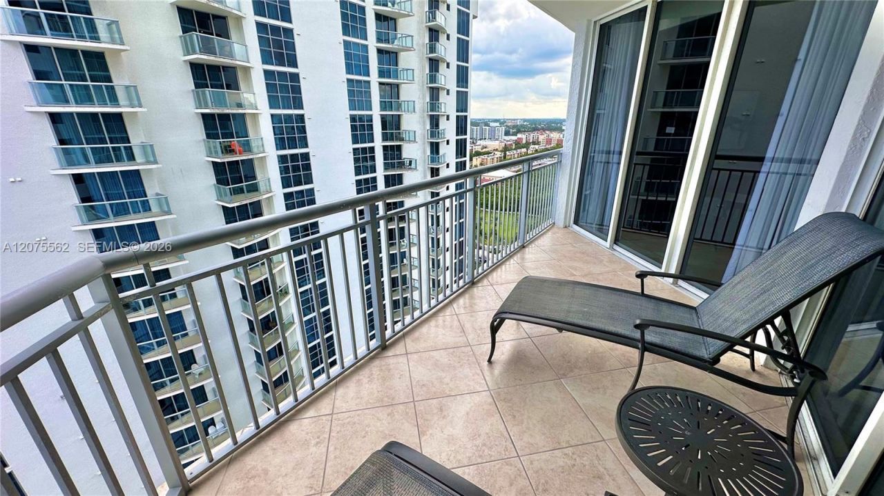 17375 Collins Ave , Unit 2003, Sunny Isles Beach, FL 33160 Photo