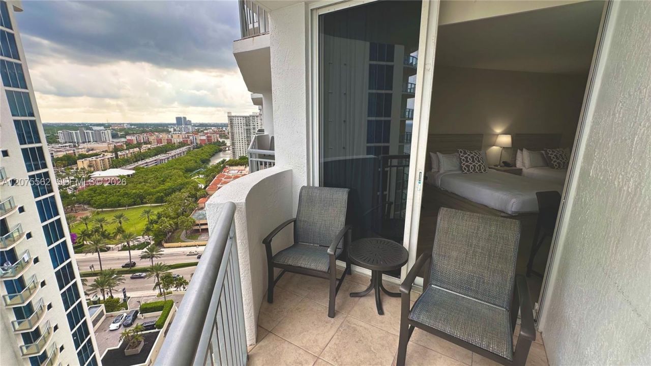 17375 Collins Ave , Unit 2003, Sunny Isles Beach, FL 33160 Photo