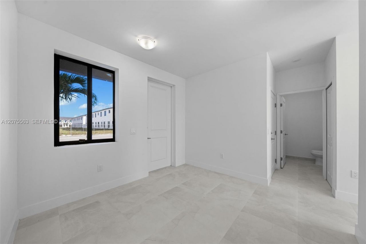 19102 SW 345th Ter, Unit 19102, Homestead, FL 33034 Photo