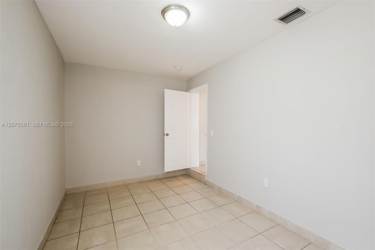 3321 NW 177th Ter , Miami Gardens, FL 33056 Photo