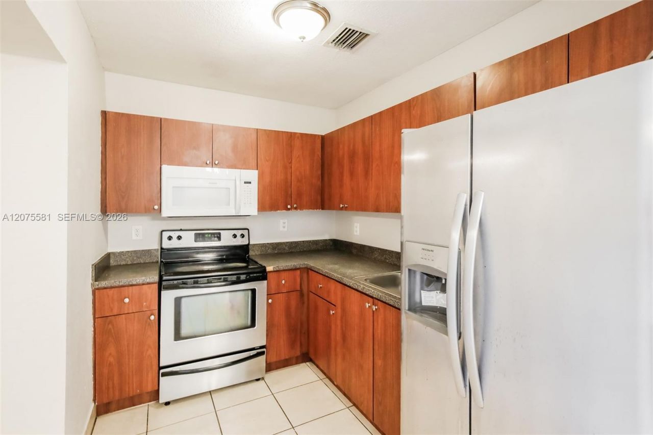 3321 NW 177th Ter , Miami Gardens, FL 33056 Photo