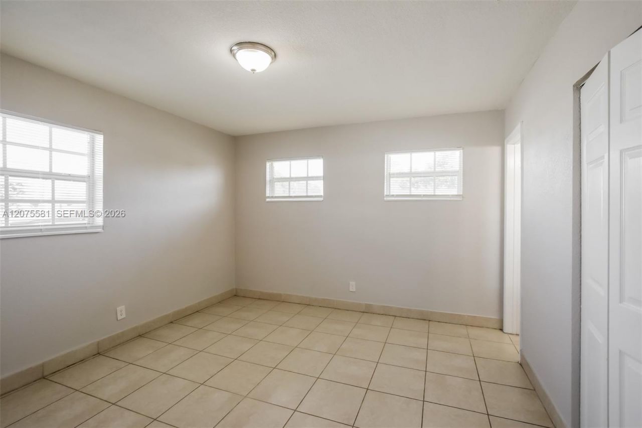 3321 NW 177th Ter , Miami Gardens, FL 33056 Photo