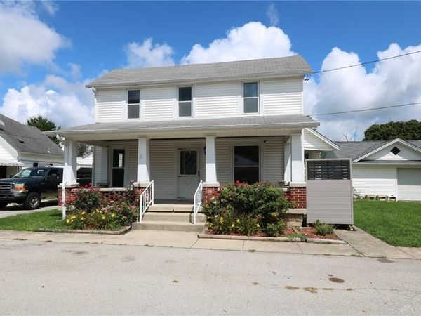 26 W Walnut Street, Phillipsburg, OH 45354