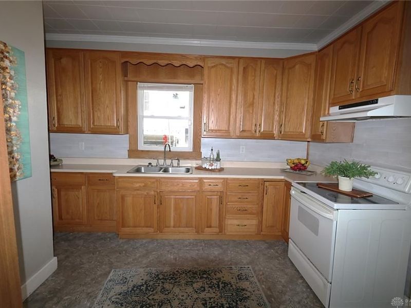 26 W Walnut Street, Phillipsburg, OH 45354 Photo 13