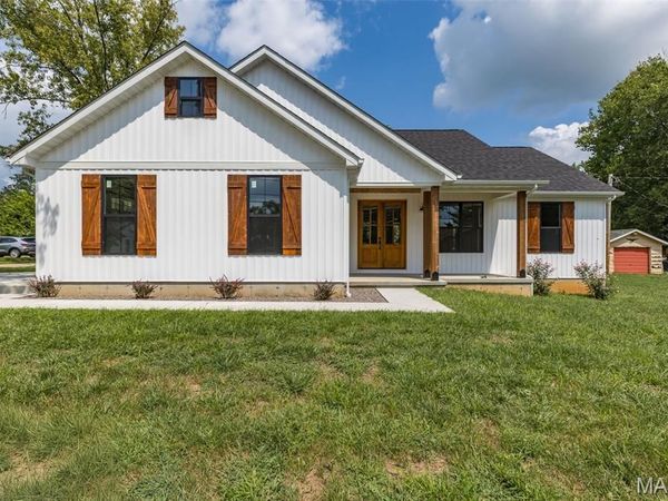 203 Patterson Street, Farmington, MO 63640
