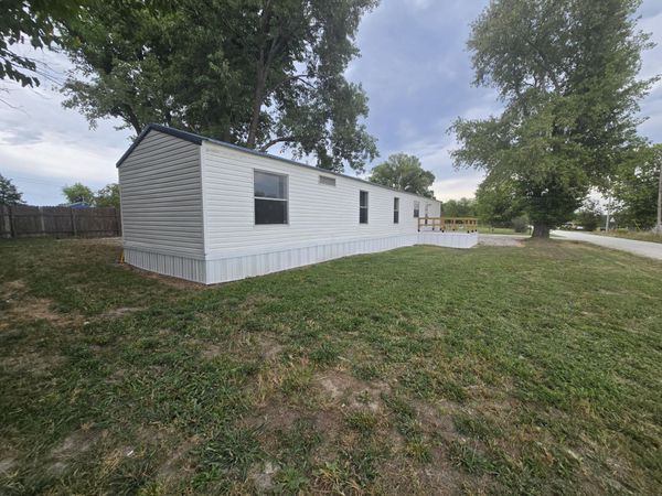 25990 Elk Road , Pittsburg, MO 65724