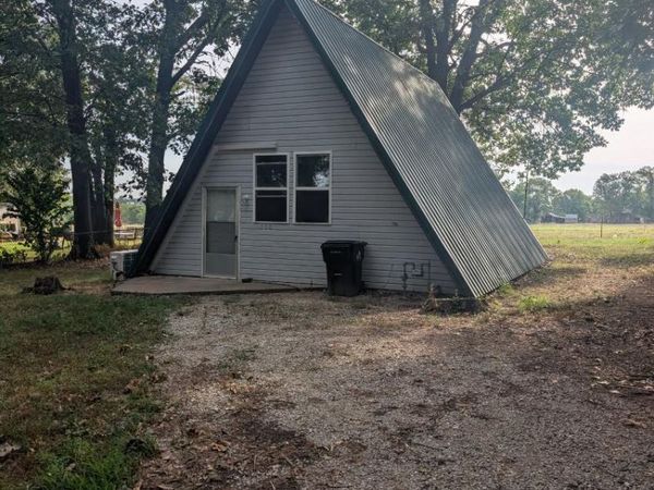 110 N Orchard Street, Marionville, MO 65705
