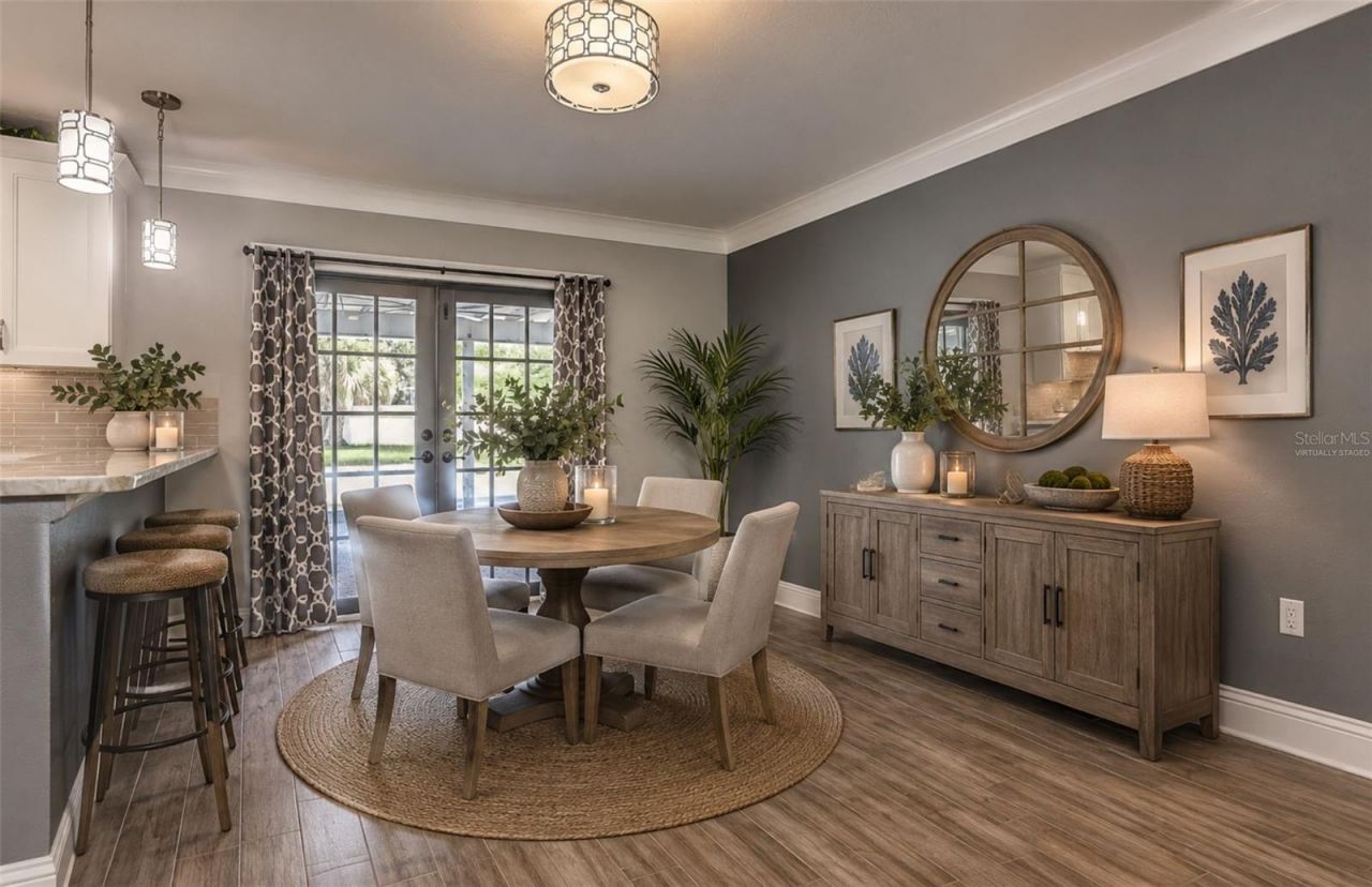 323 Suwanee Avenue, Sarasota, FL 34243 Photo