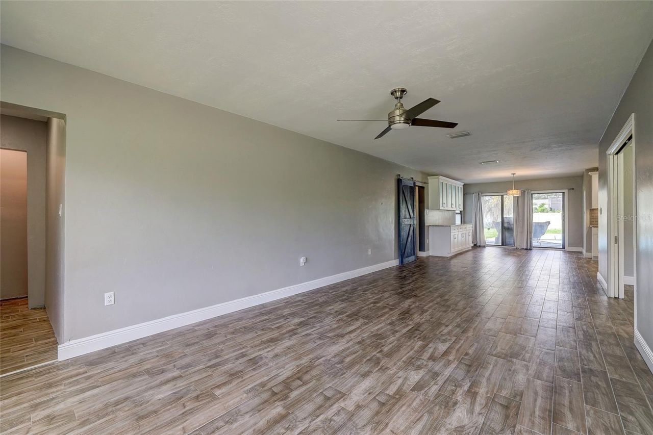 323 Suwanee Avenue, Sarasota, FL 34243 Photo