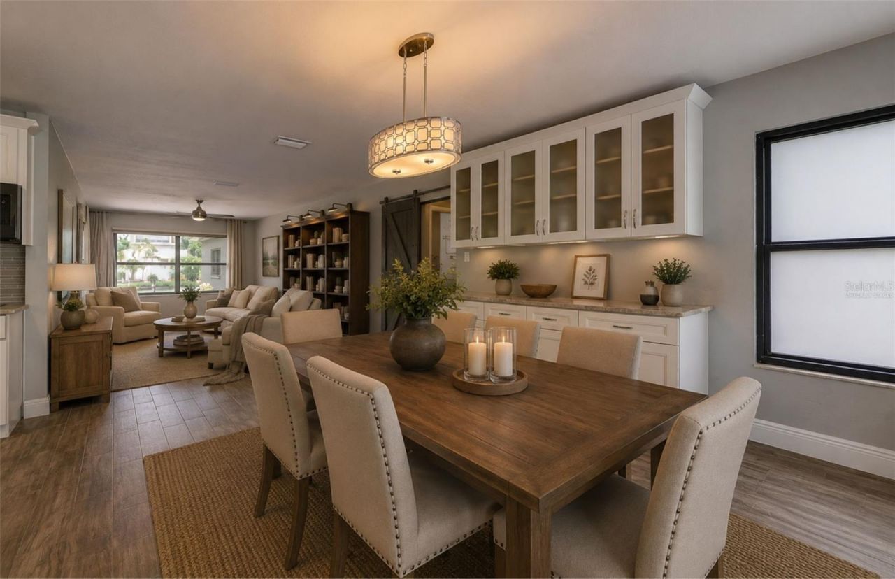 323 Suwanee Avenue, Sarasota, FL 34243 Photo
