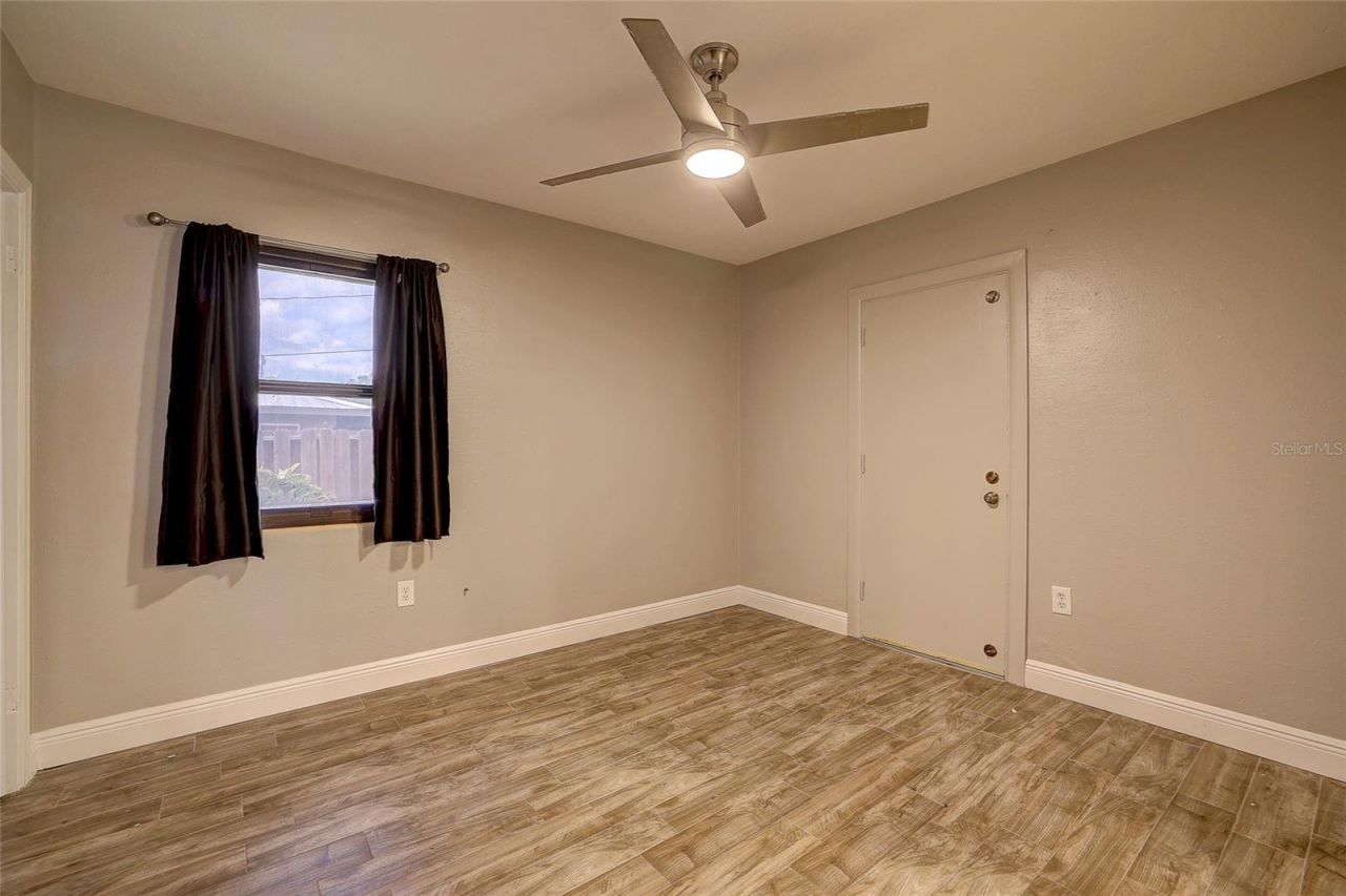 323 Suwanee Avenue, Sarasota, FL 34243 Photo