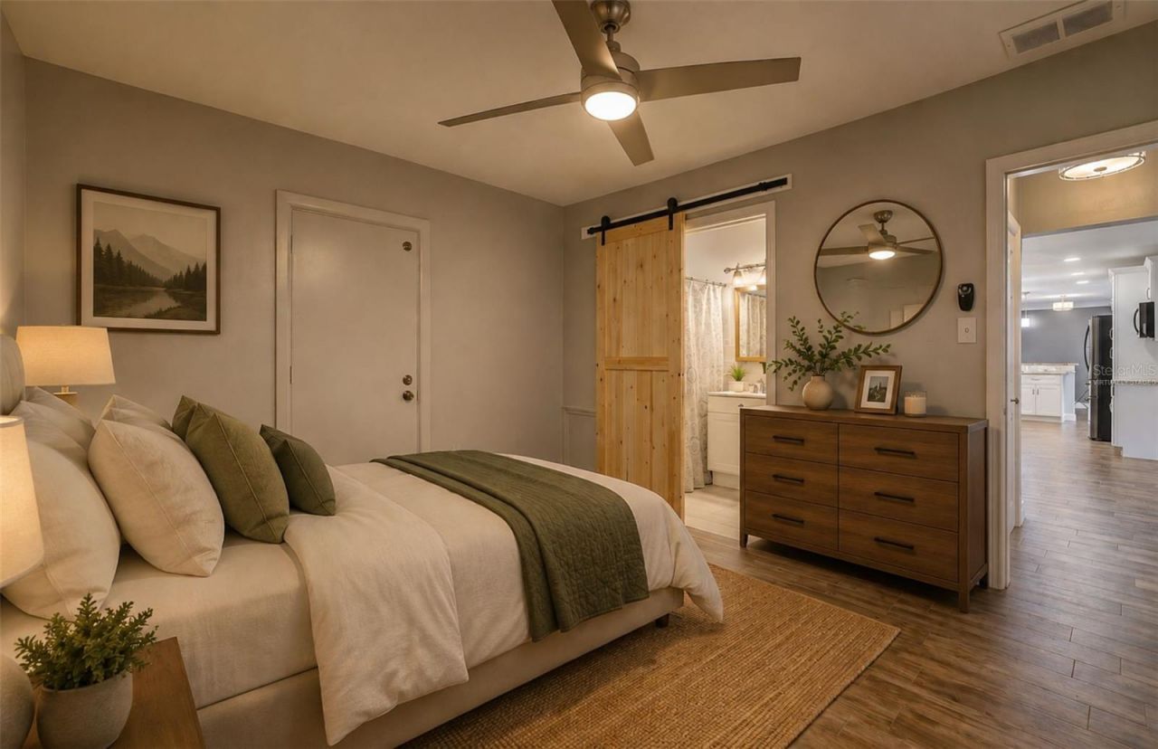 323 Suwanee Avenue, Sarasota, FL 34243 Photo