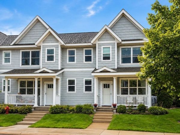 990 Lake Ridge Drive, Unit 8, Traverse City, MI 49684