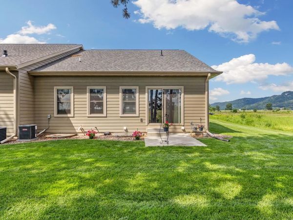 1800 Prairie PLACE, Unit 4, Holmen, WI 54636