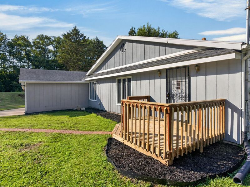 463 Towpath Trail, Piqua, OH 45356 Photo 4