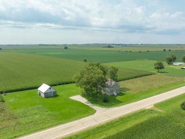 8631 IL RTE 38, ASHTON, IL 61006
