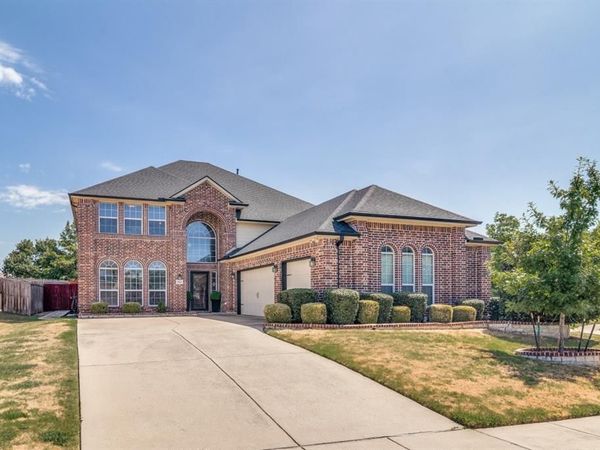 302 Highland Valley Court, Wylie, TX 75098