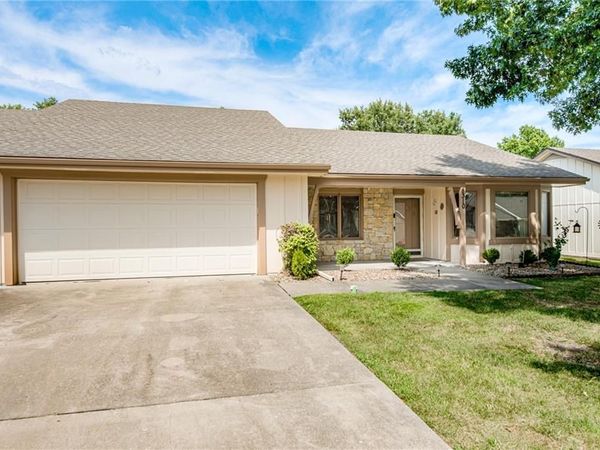 8310 E 190th Street, Belton, MO 64012