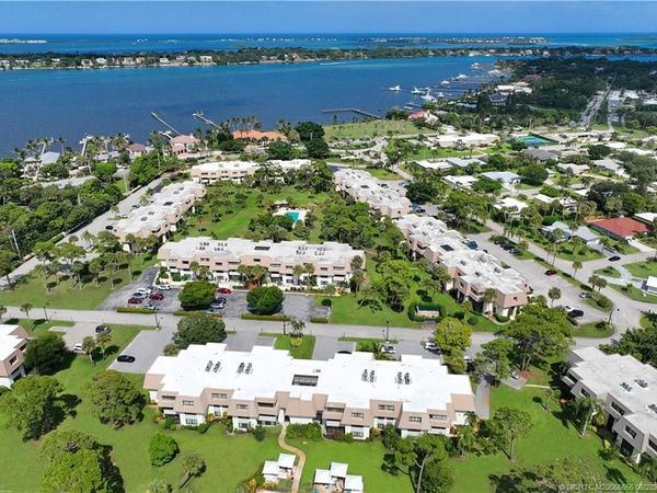 1800 SE Saint Lucie Boulevard, Unit 6-201, Stuart, FL 34996